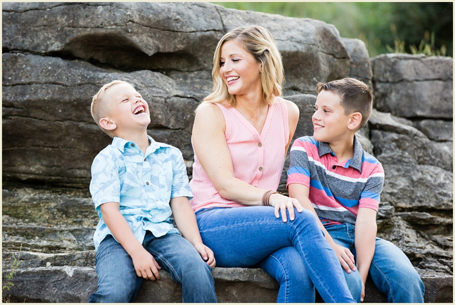 jenmadigan-iowacityphotographer-clevelandfamilyphotographer-04