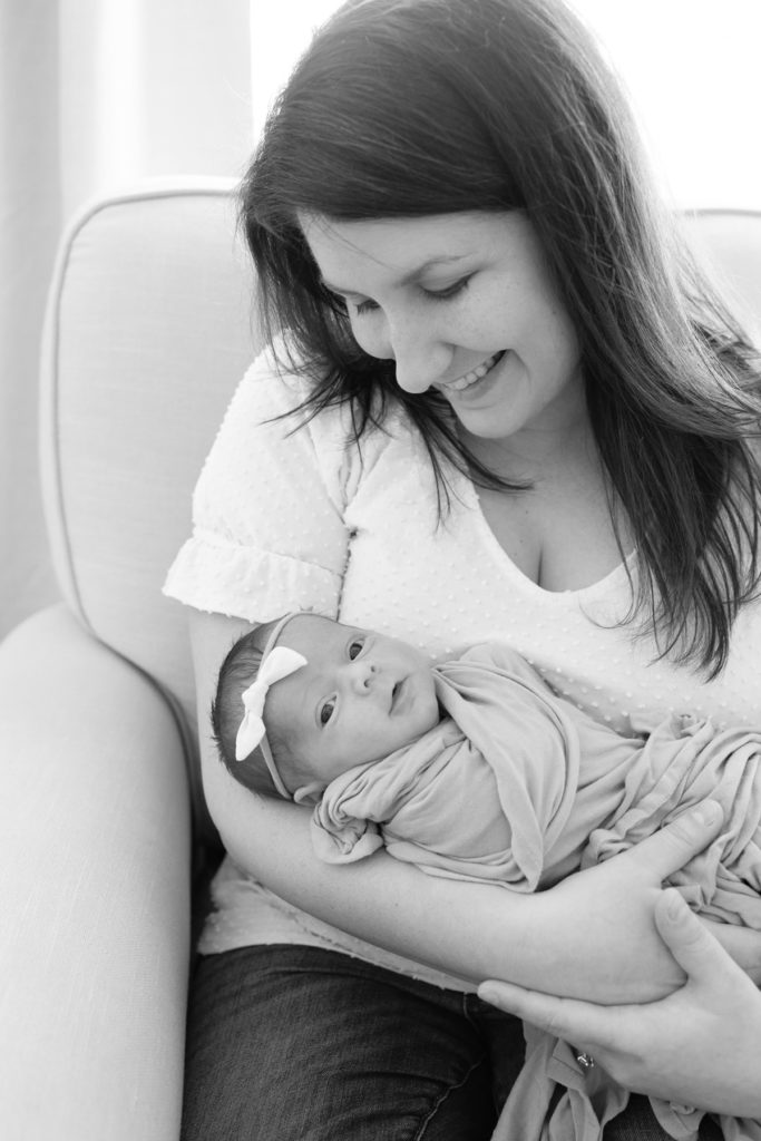 Iowa City Lifestyle Newborn Photographer | Jen Madigan