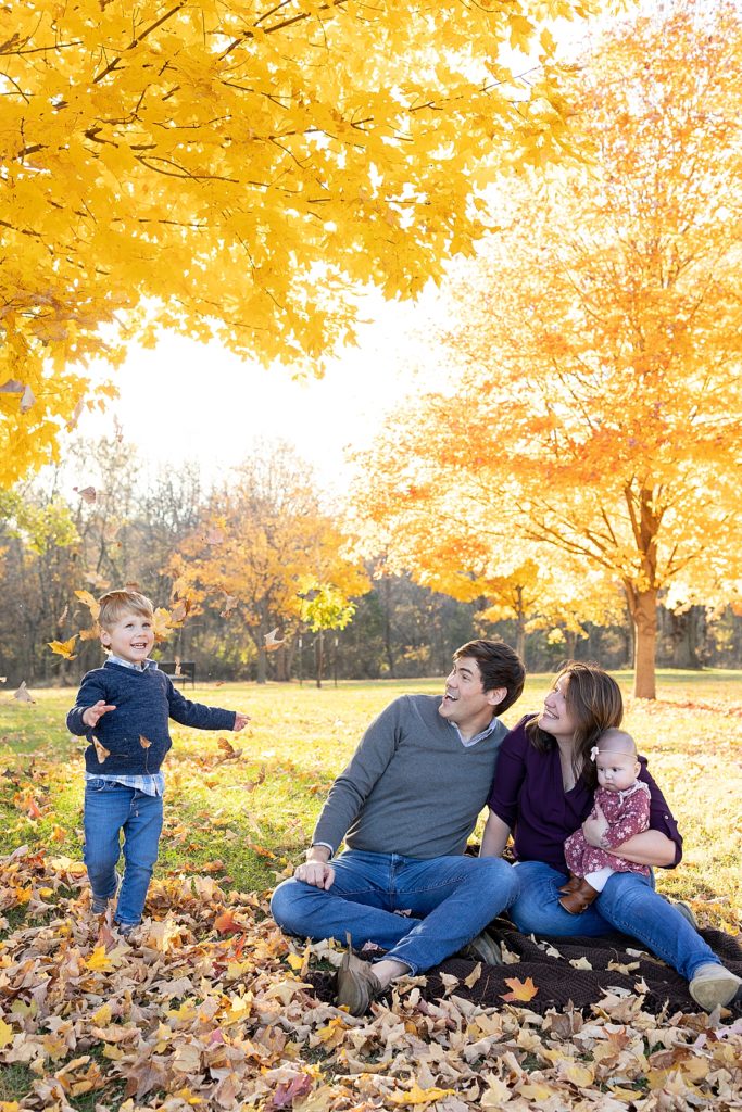 Hickory Hill Park Family Photo Session - Jen Madigan Photography